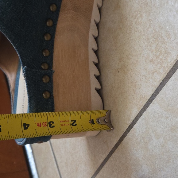 Jeffrey Campbell Denim Studded Slides Platforms size 10 women’s - Picture 7 of 8